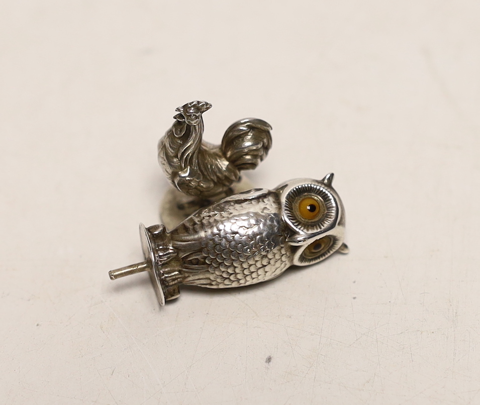 A George V silver miniature model of an owl, by Sampson Mordan & Co, Chester, 1910, 30mm and a silver cockerel seal, same maker, London, 1933.